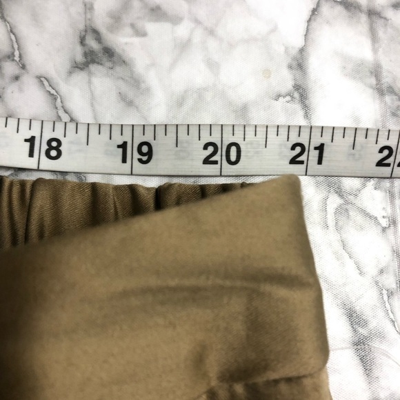 Catherine's Pants Size 24W Beige Secret Slimmer Capri's Plus Size NWT - Picture 4 of 5